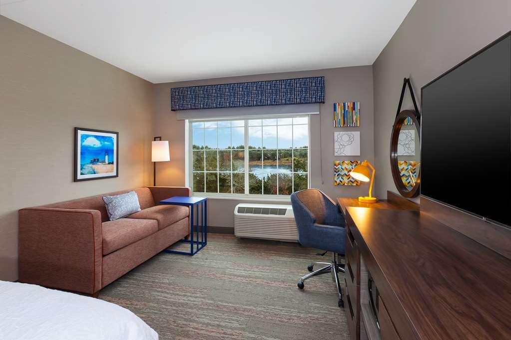 Hampton Inn Cape Cod Canal Bourne Szoba fotó