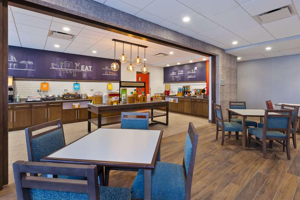 Hampton Inn Cape Cod Canal Bourne Étterem fotó